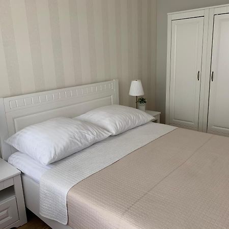 Apartament Blizej Morza Kołobrzeg Esterno foto